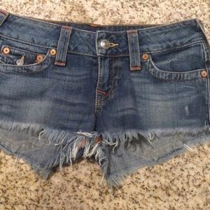 True Religion Joey Cutoffs Size 27